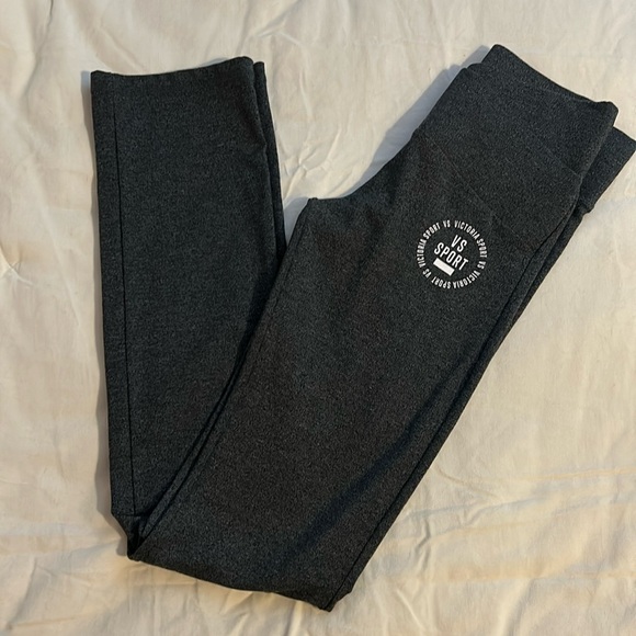 Victoria’s Secret Sport straight leg yoga pants XS - Picture 1 of 5